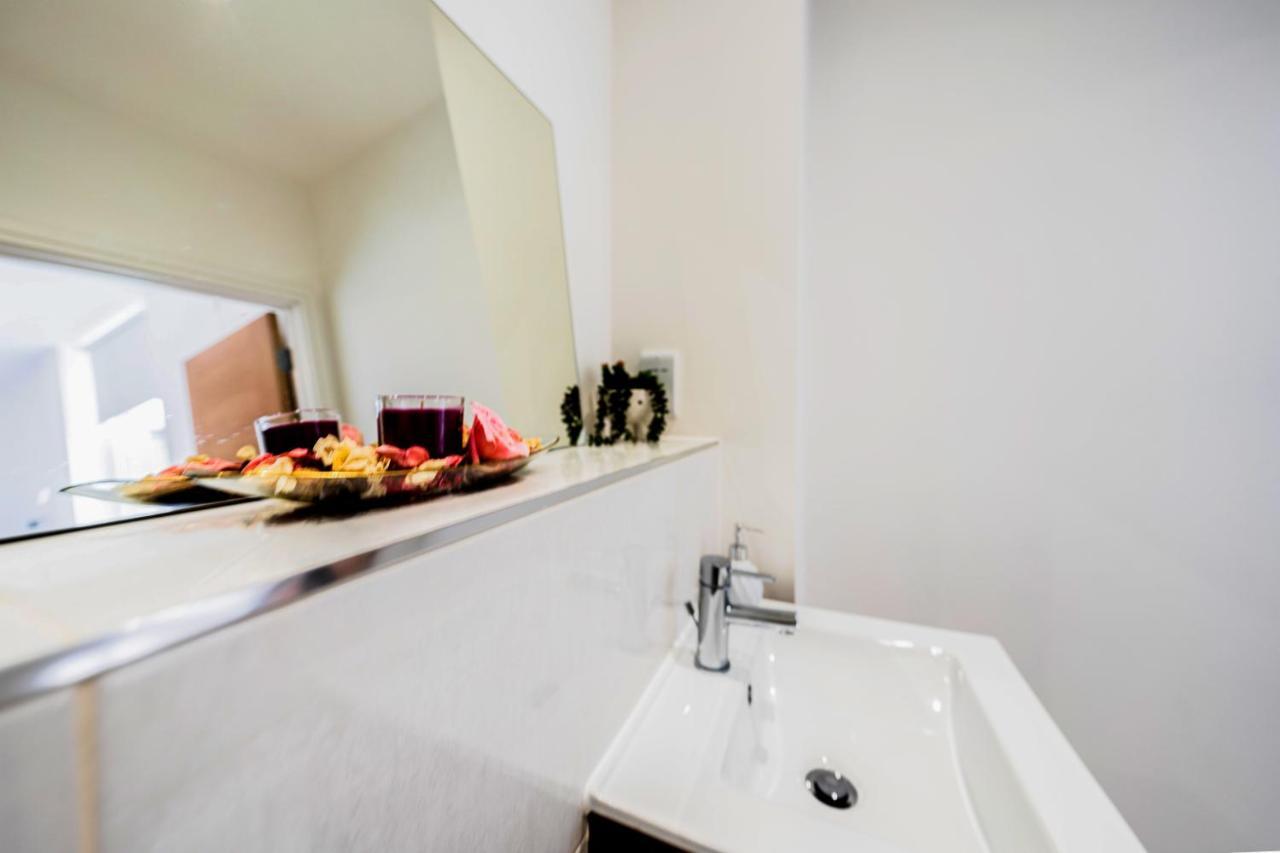 Staines-upon-Thames Mission Wave - Venture Apartment מראה חיצוני תמונה